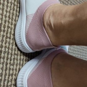 Women's Casual Mesh Sneakers Knitted Flat Shoes photo review